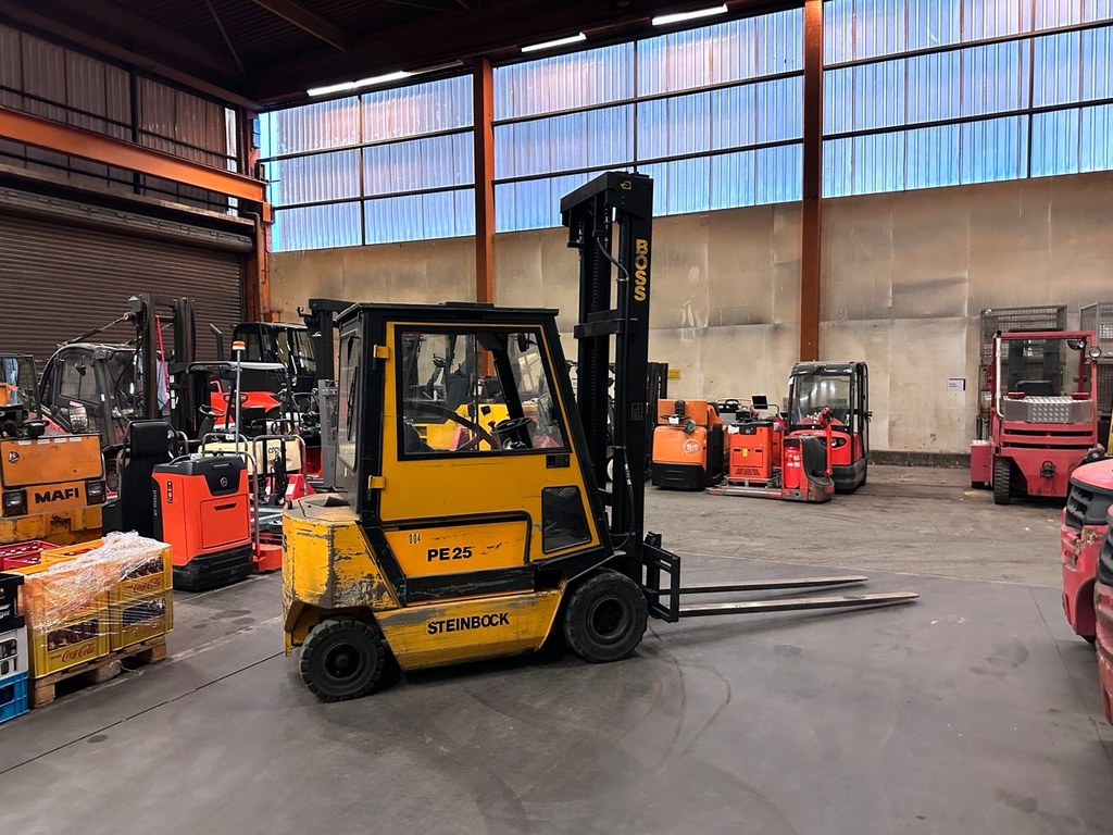 Steinbock 2500kg Stapler Elektro Gabelstapler 8