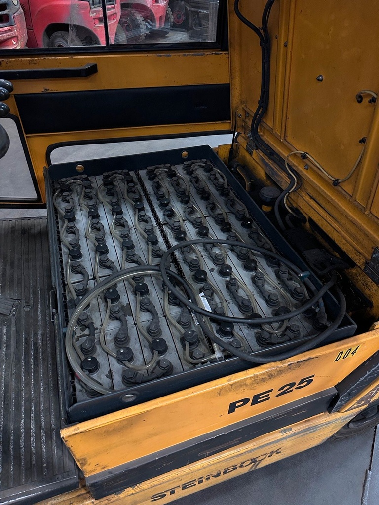 Steinbock 2500kg Stapler Elektro Gabelstapler 10