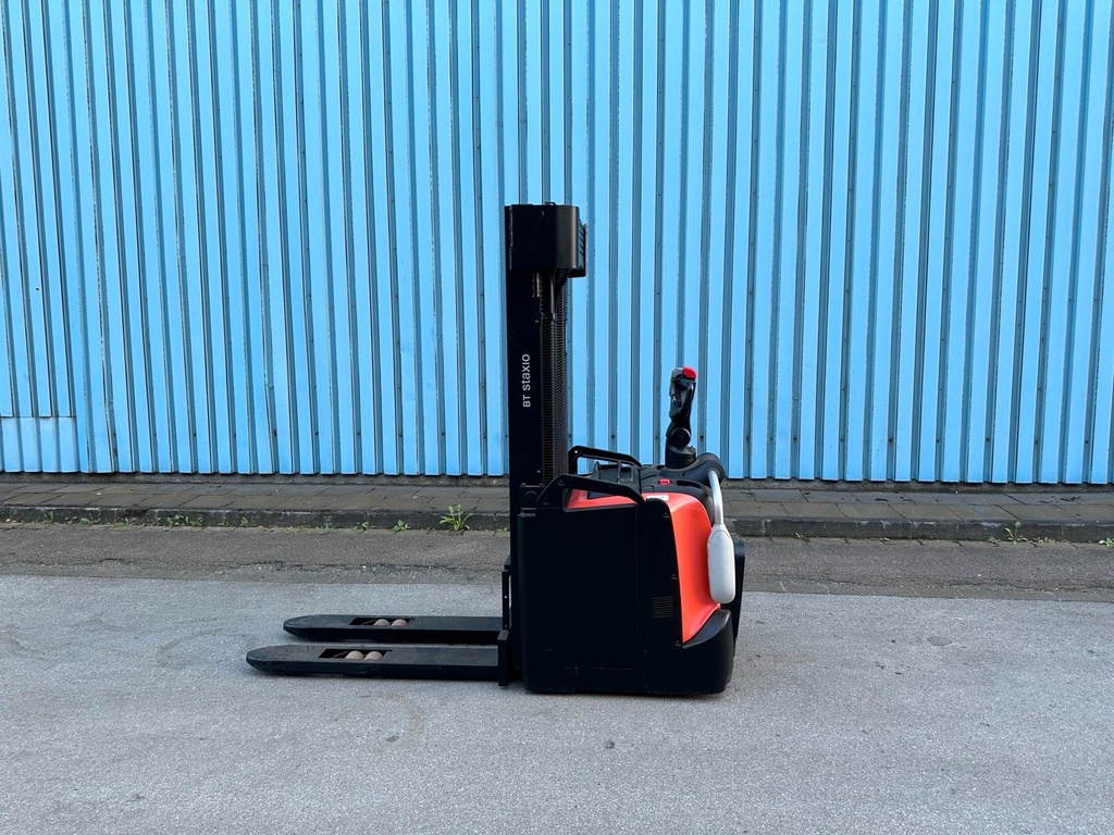 Toyota BT SPE160 4500mm Triplex Hochhubwagen Elektro 2