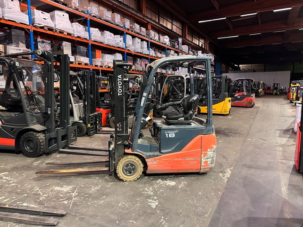 Toyota 8FBEK18T Elektro 2017 Gabelstapler 1,8t Freihub 2