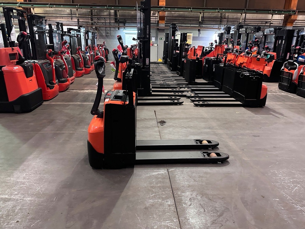 BT / Toyota LWE200 Elektro Hubwagen UVV Niederhubwagen 6