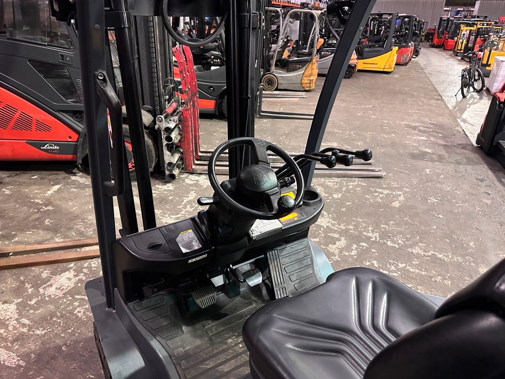 Toyota 8FGKF20 3300mm Hub. 2017 Gas Gabelstapler 2t. 9