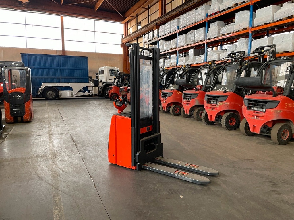 Linde L14 1173 Hochhubwagen 3330mm Hub Elektro StaplerBild 4