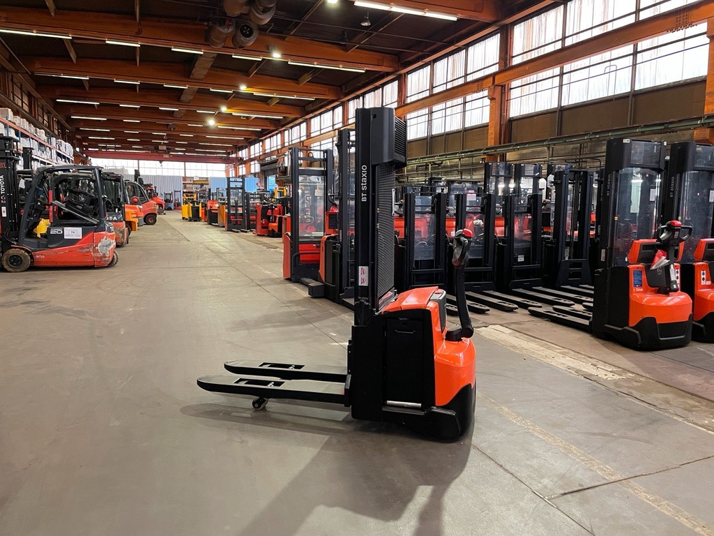 BT Toyota SWE120L 2900mm Hochhubwagen Initialhub 2018Bild 8