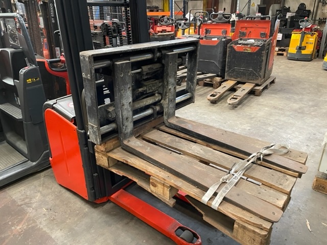 Zinkenversteller mit 360 Dreh Funktion FEM2 ISO 2 1000mm Gabel 