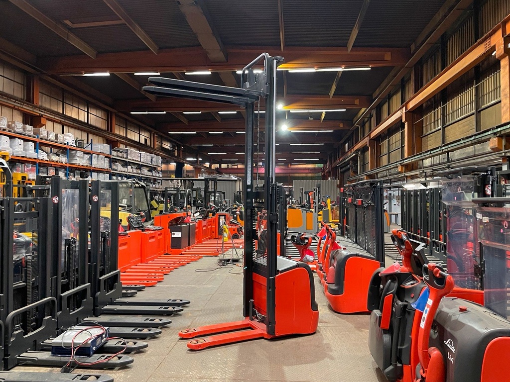 Linde L16 Lange Gabeln Elektro Hochhubwagen 2900mm hub.Bild 4