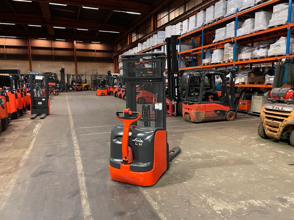 Linde L14 Triplex 4790mm hub. Elektro Hochhubwagen StaplerBild 2