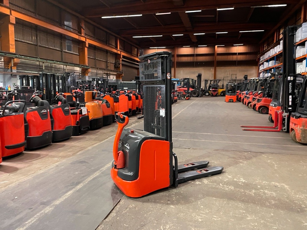 Linde L14 Triplex 4790mm hub. Elektro Hochhubwagen StaplerBild 9