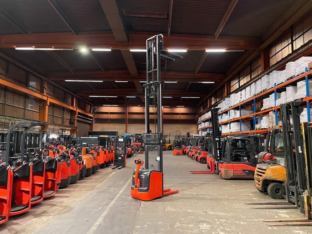 Linde L14 Triplex 4790mm hub. Elektro Hochhubwagen StaplerBild 11