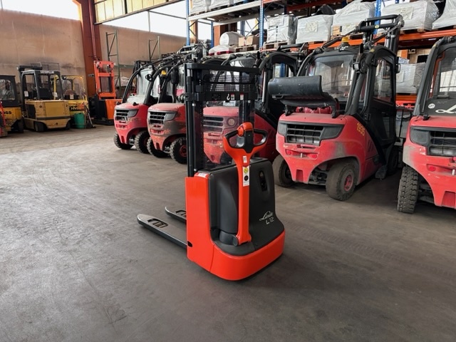 Linde L12 2520mm Hub Hochhubwagen Elektro