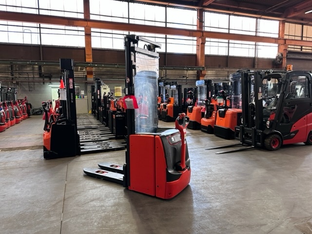 Linde L20 2000kg Hochhubwagen 2015 3670mm Hub. 