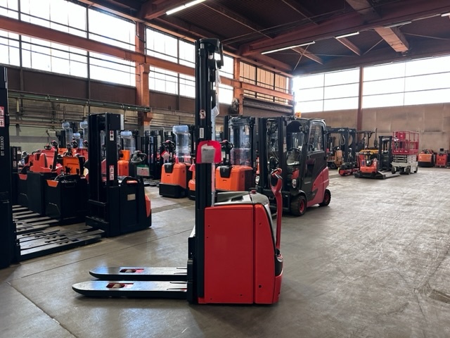 Linde L20 2000kg Hochhubwagen 2015 3670mm Hub. 