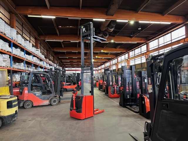 Linde L20 2000kg Hochhubwagen 2015 3670mm Hub. 