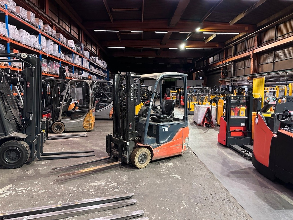 Toyota 8FBEK18T Elektro 2017 Gabelstapler 1,8t Freihub 