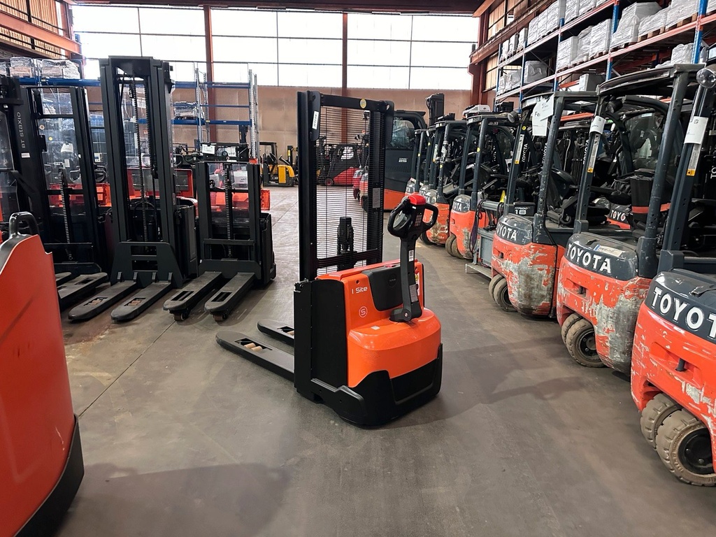 BT SWE100 Hochhubwagen Elektro Hubwagen 2019